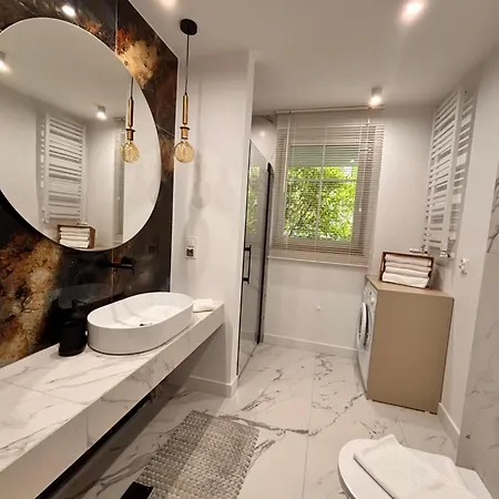 Garden & Chill アパート